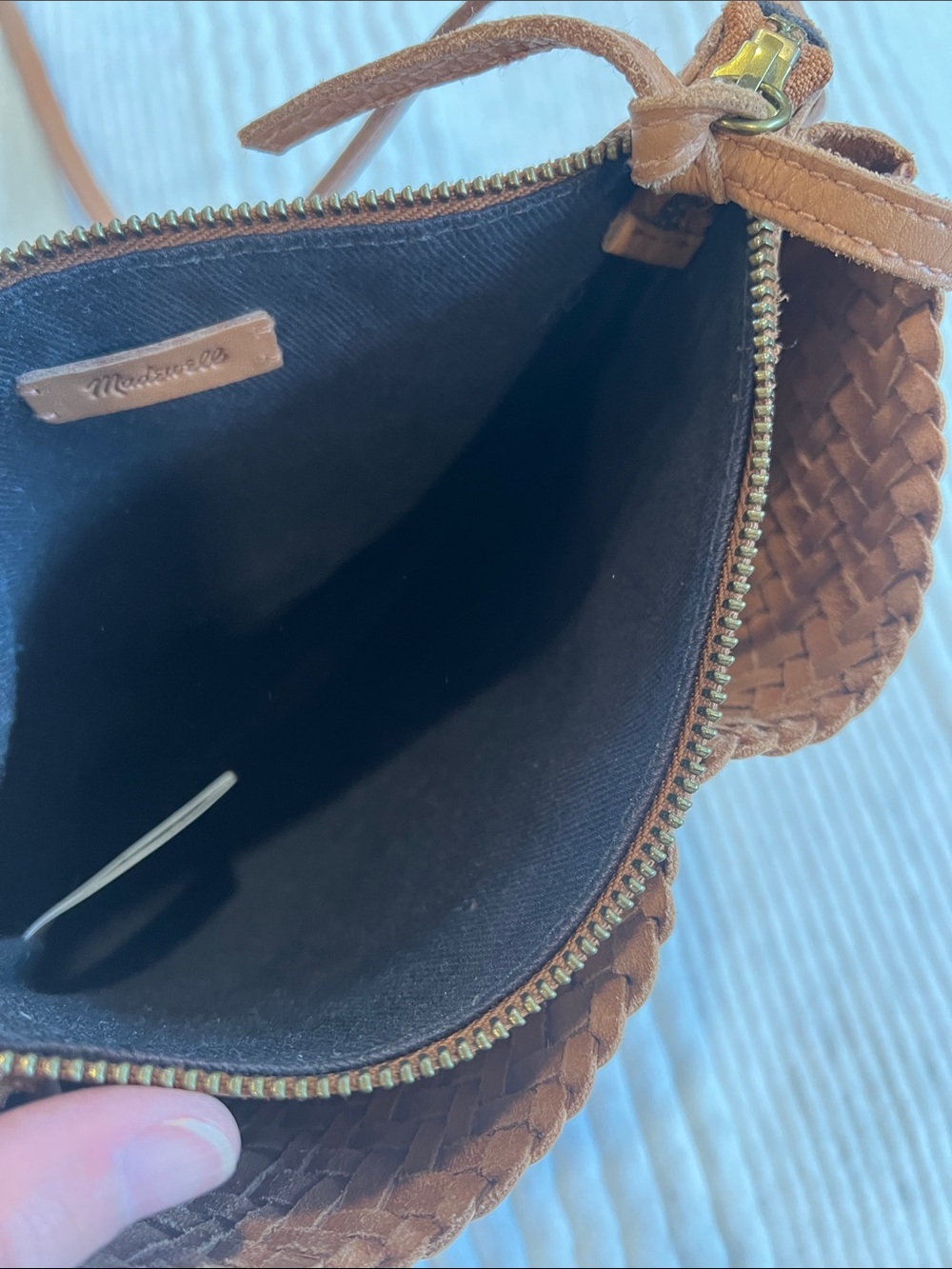 Madewell Tan Woven Crossbody Bag - Picture 4 of 6